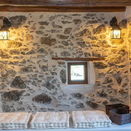 Villa Peratsi Stone